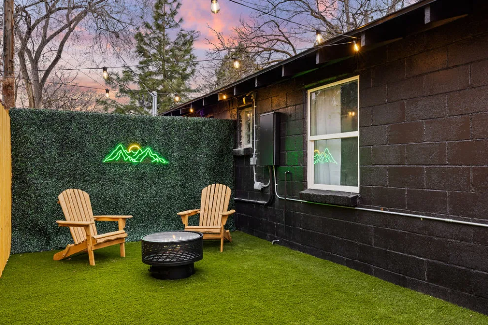 1107 Williamsburg Avenue by Aisling Designs - Photo 8