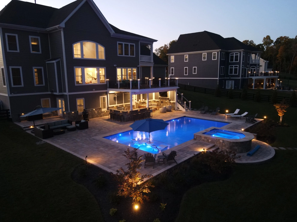 Urban Escape by Holloway Company Inc. - Photo 12