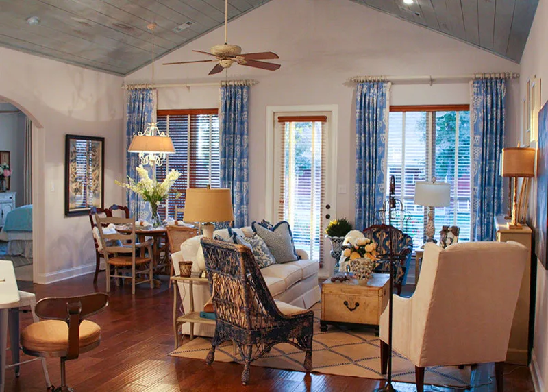 Collection of Work by Statements Interior Design - Photo 15