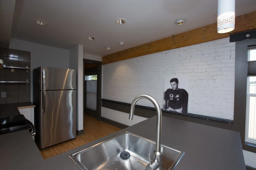Compact Living Space by ModSouth | Design & Home Staging - Photo 4