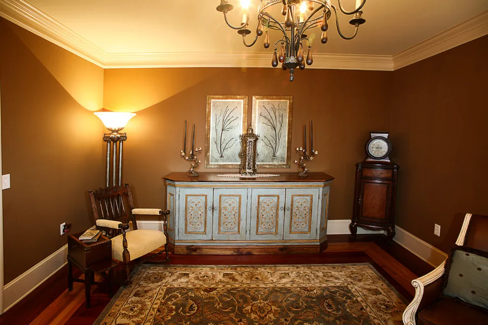 SH Designs Inc - Photo 9