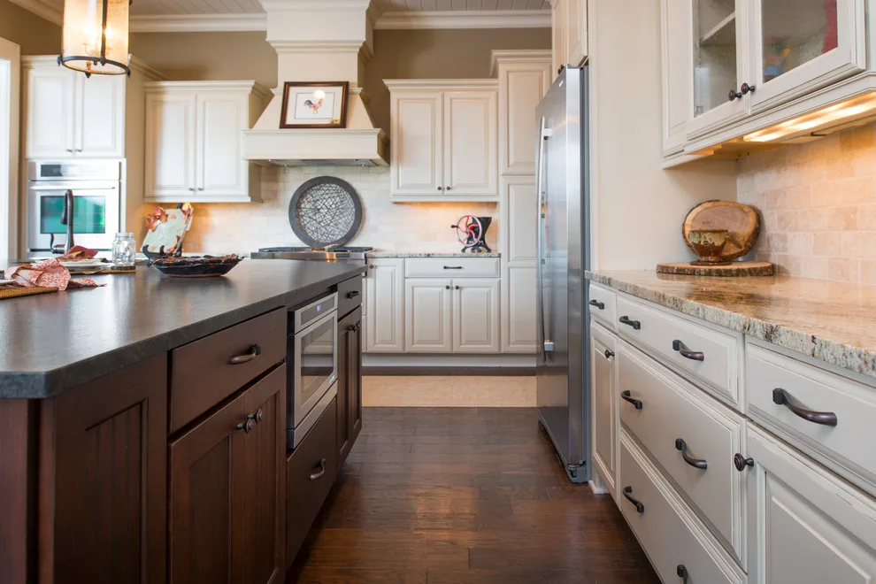 2013 Southern Living Custom Home Showcase by SH Designs Inc - Photo 3