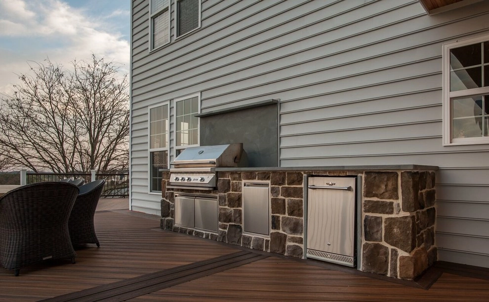 The Levade by Holloway Company Inc. - Photo 3