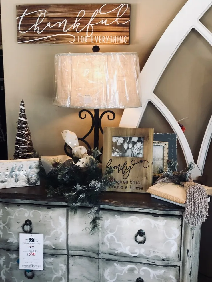 2017 Festive Displays by Union Furniture And Flooring - Photo 7