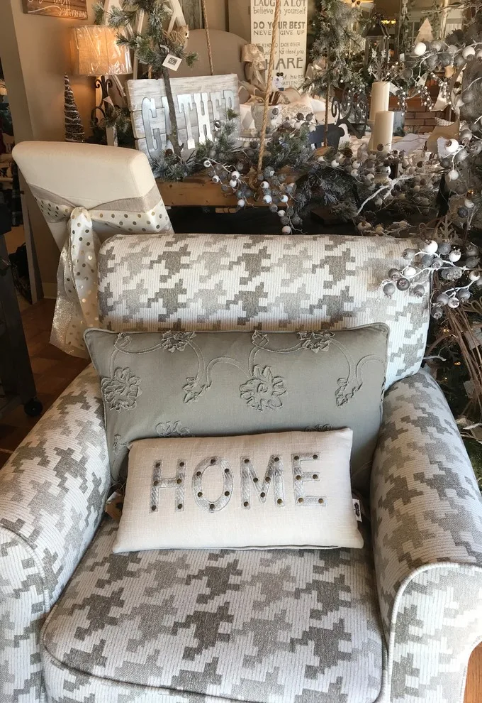 2017 Festive Displays by Union Furniture And Flooring - Photo 28