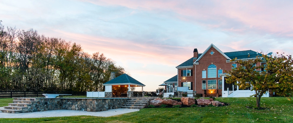 Leesburg, Beautiful Outdoor Living Experience by Holloway Company Inc. - Photo 15