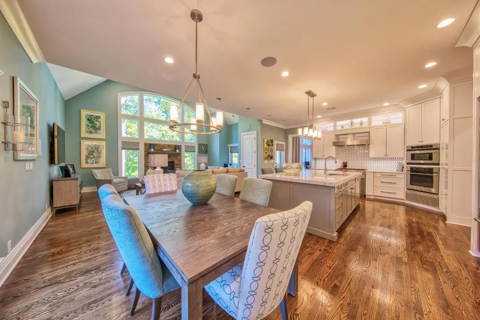 2019: An Enchanting White Kitchen with a Spacious Island by Lisa Lynn Designs Home Store & Design Studio - Photo 9