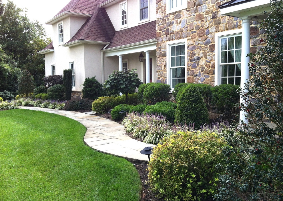 More Completed Projects by Holly Days Nursery & Landscaping - Photo 5