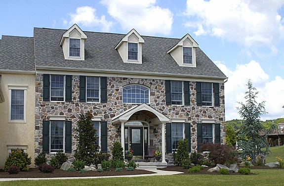 Estates by Holly Days Nursery & Landscaping - Photo 3