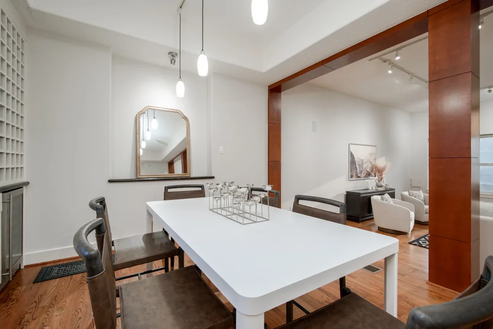 2223 Taft Street - Property Staging by Lyrd Interiors - Photo 7