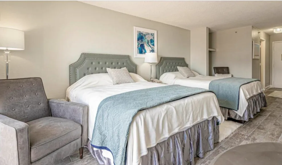 1207 Condo 3 Renovation Complete by Exclusive Investments, LLC - Photo 2
