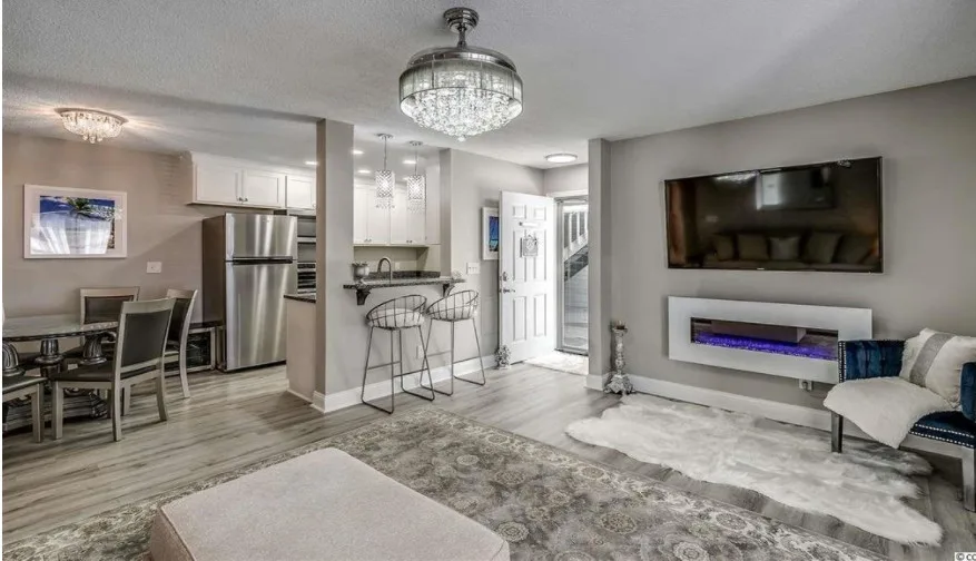 2270 Condo Full Renovation by Exclusive Investments, LLC - Photo 8
