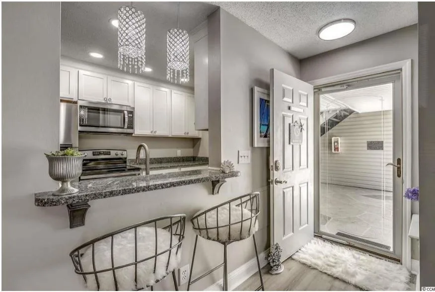 2270 Condo Full Renovation by Exclusive Investments, LLC - Photo 10