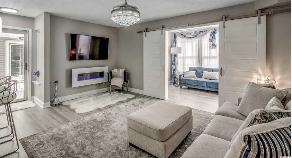 Exclusive Investments, LLC - Photo 10