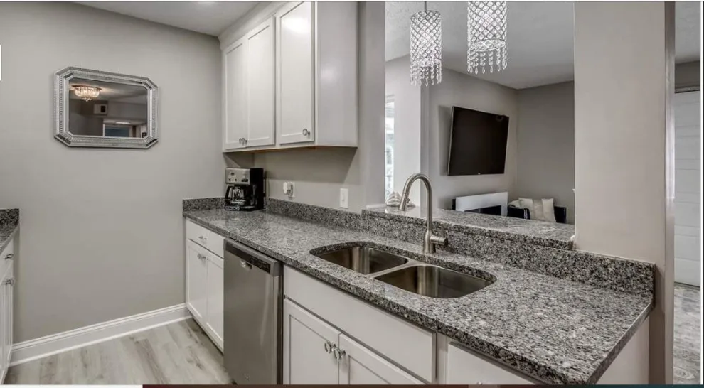 Exclusive Investments, LLC - Photo 4