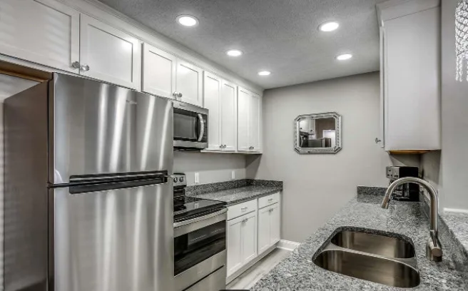 2270 Condo Full Renovation by Exclusive Investments, LLC - Photo 18