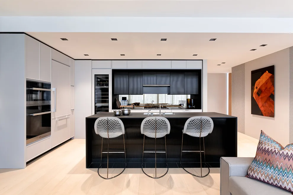Three Hundred Collins by 2id Interiors - Photo 5