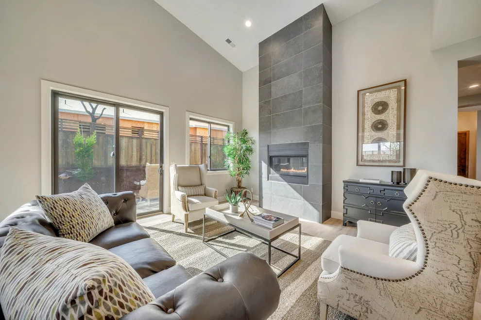 Crown Hill - Interior Design, Construction, and Merchandising by Four Seasons Design Team - Photo 22