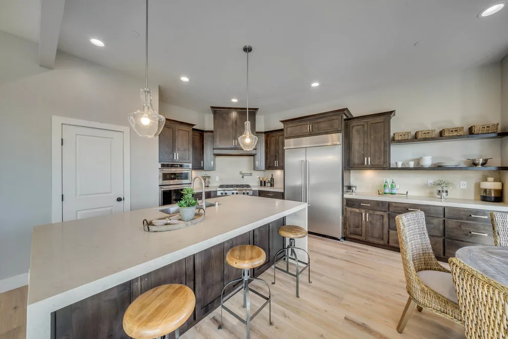 Crown Hill - Interior Design, Construction, and Merchandising by Four Seasons Design Team - Photo 3