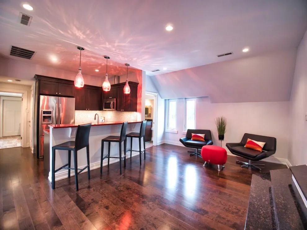 Thirty-Ninth Avenue by House Of Sleek - Photo 12