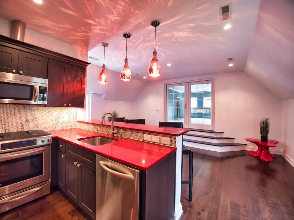 Thirty-Ninth Avenue by House Of Sleek - Photo 5