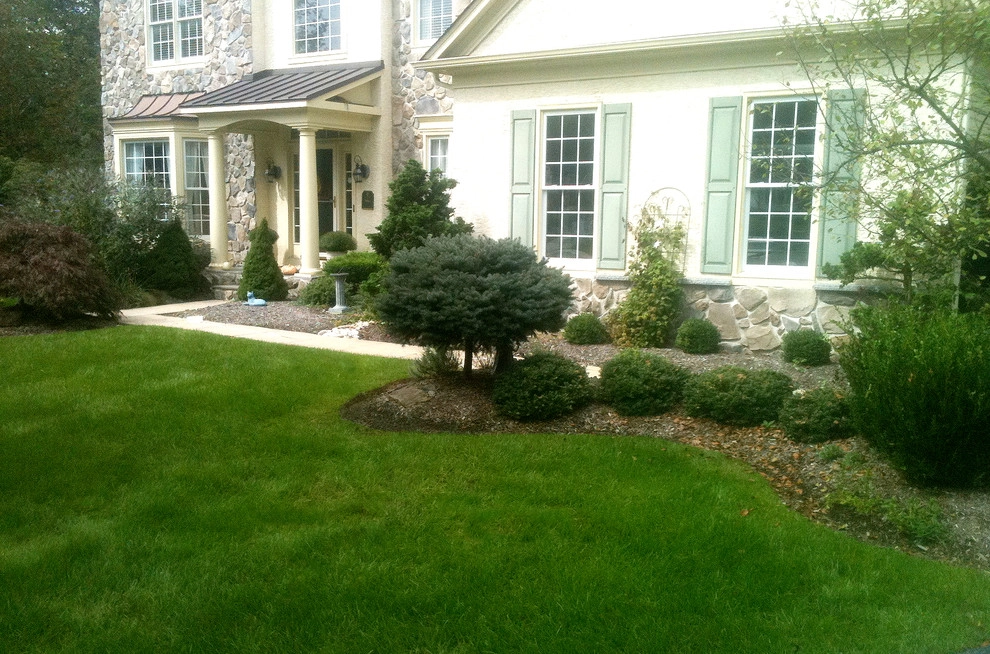 More Completed Projects by Holly Days Nursery & Landscaping - Photo 10
