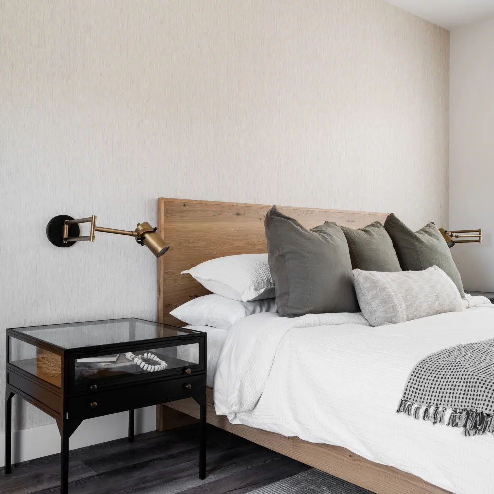 Fourth Avenue by Acacia + Spruce - Photo 17