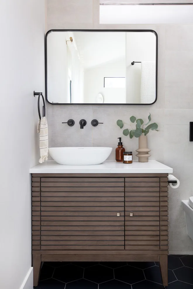 Bungalow on 4th Street by Blythe Interiors - Photo 2
