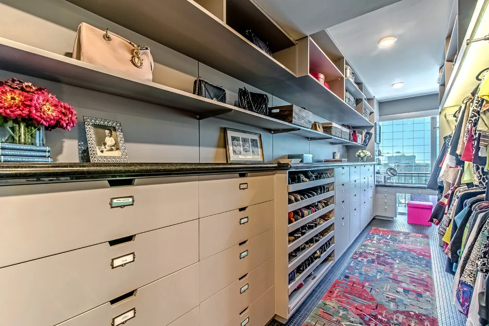 5050 - Interior Decor by Lyrd Interiors - Photo 7