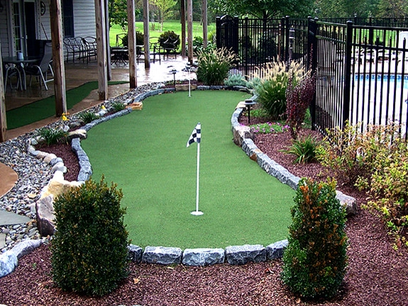 Putting Greens by Holly Days Nursery & Landscaping - Photo 3