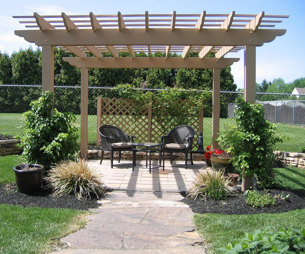 More Completed Projects by Holly Days Nursery & Landscaping - Photo 6