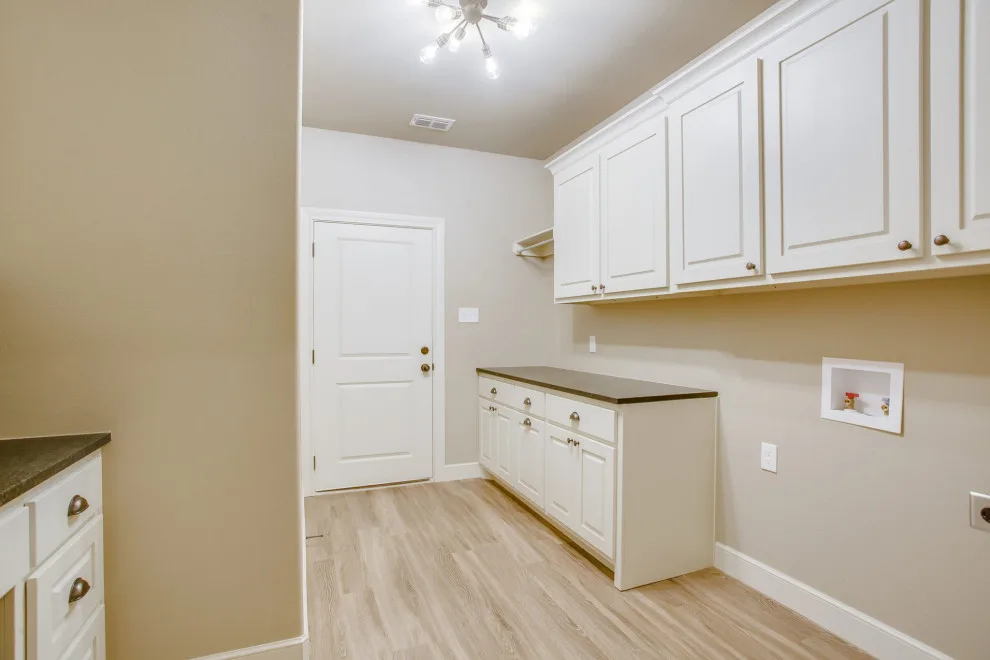 LS Kingdom Homes - Photo 3