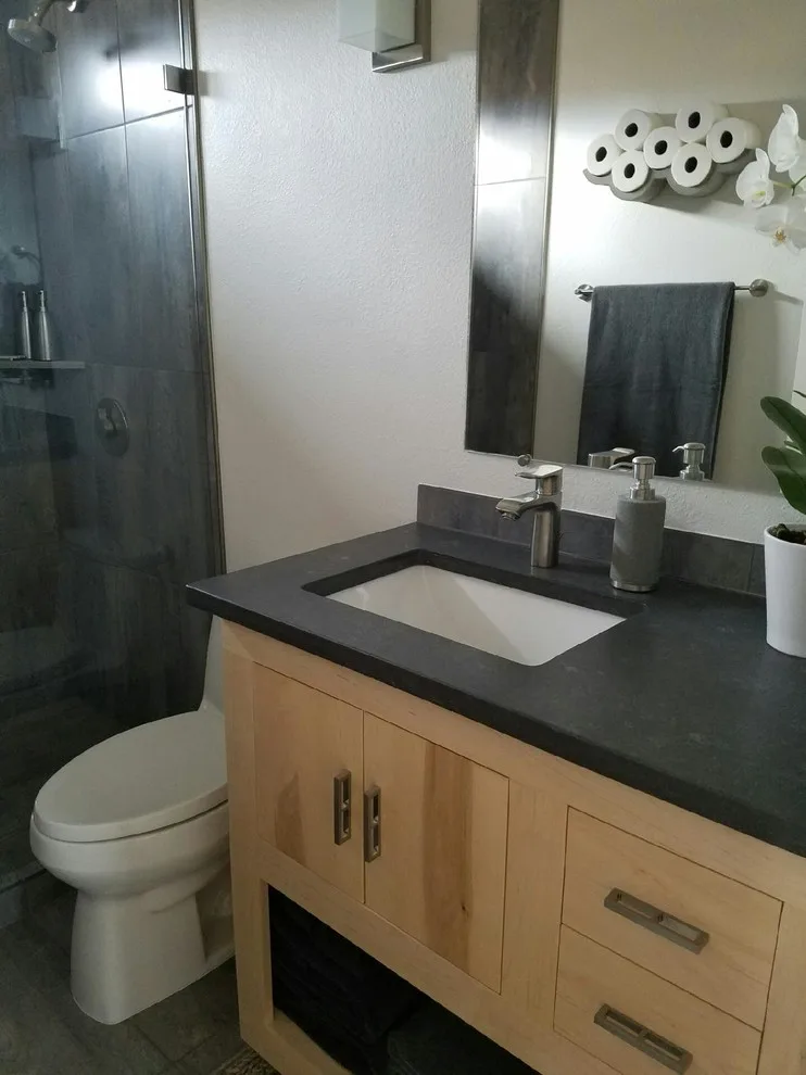 1980s Bathtub Transformation by Destijl Interiors - Photo 7