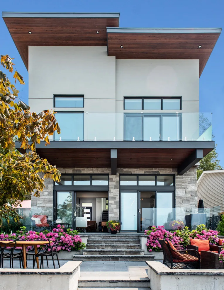 a fresh residence by a beautiful lake by Baker Posey Design - Photo 3