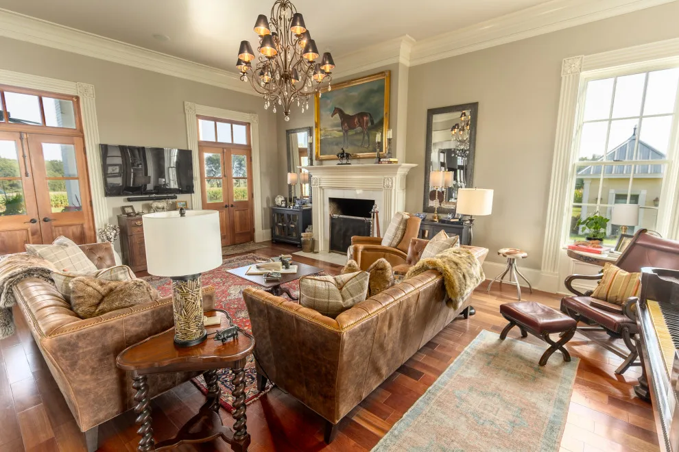 A Plantation-Style Regal Home by Bob Lancaster Designs - Photo 7