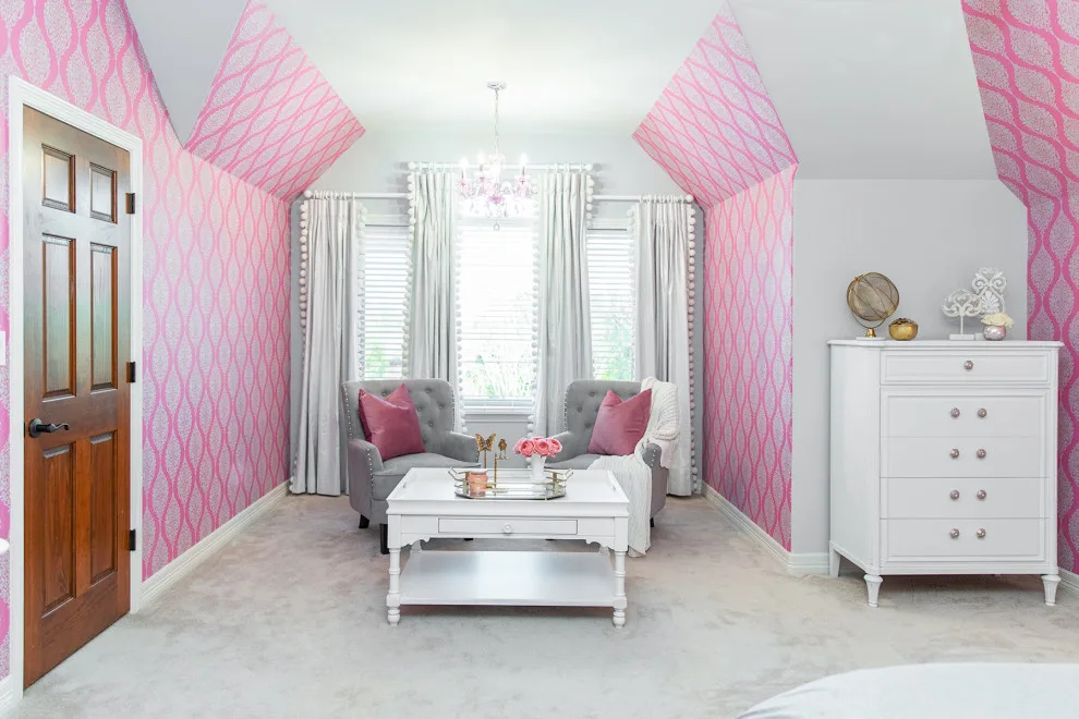 April Interiors - Photo 11