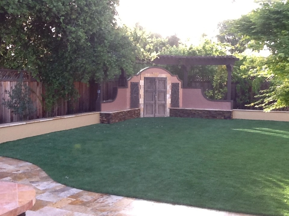 Backyard: Palo Alto, CA by Home & Garden Construction Group - Photo 9