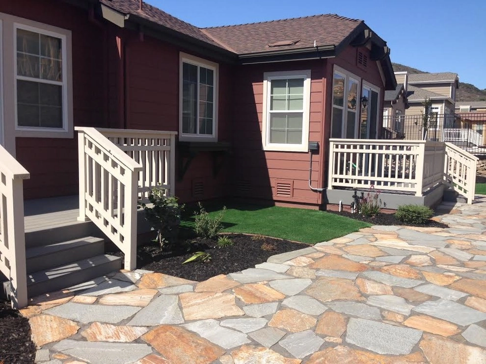 Low Maintenance yard by Home & Garden Construction Group - Photo 5