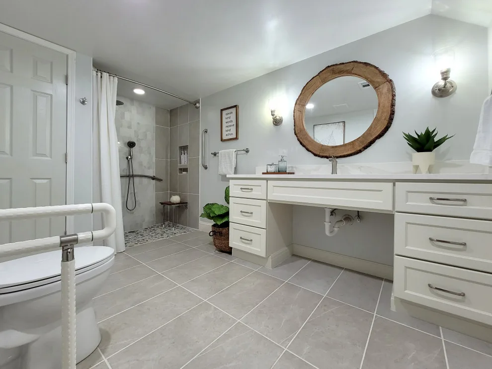 Accessible Bathroom for Wheelchair Users by Hyelee Design & Staging Avenue - Photo 6