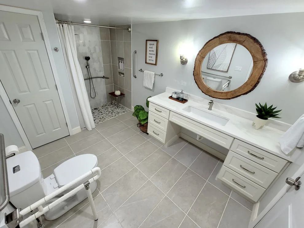 Accessible Bathroom for Wheelchair Users by Hyelee Design & Staging Avenue - Photo 3