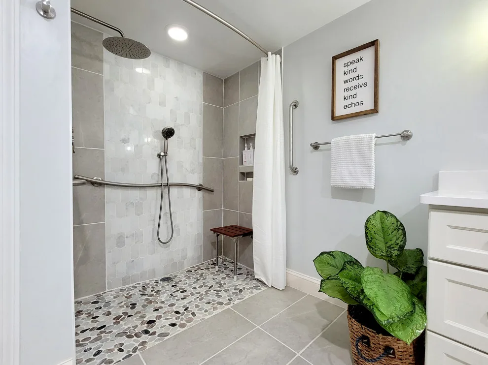 Accessible Bathroom for Wheelchair Users by Hyelee Design & Staging Avenue - Photo 2