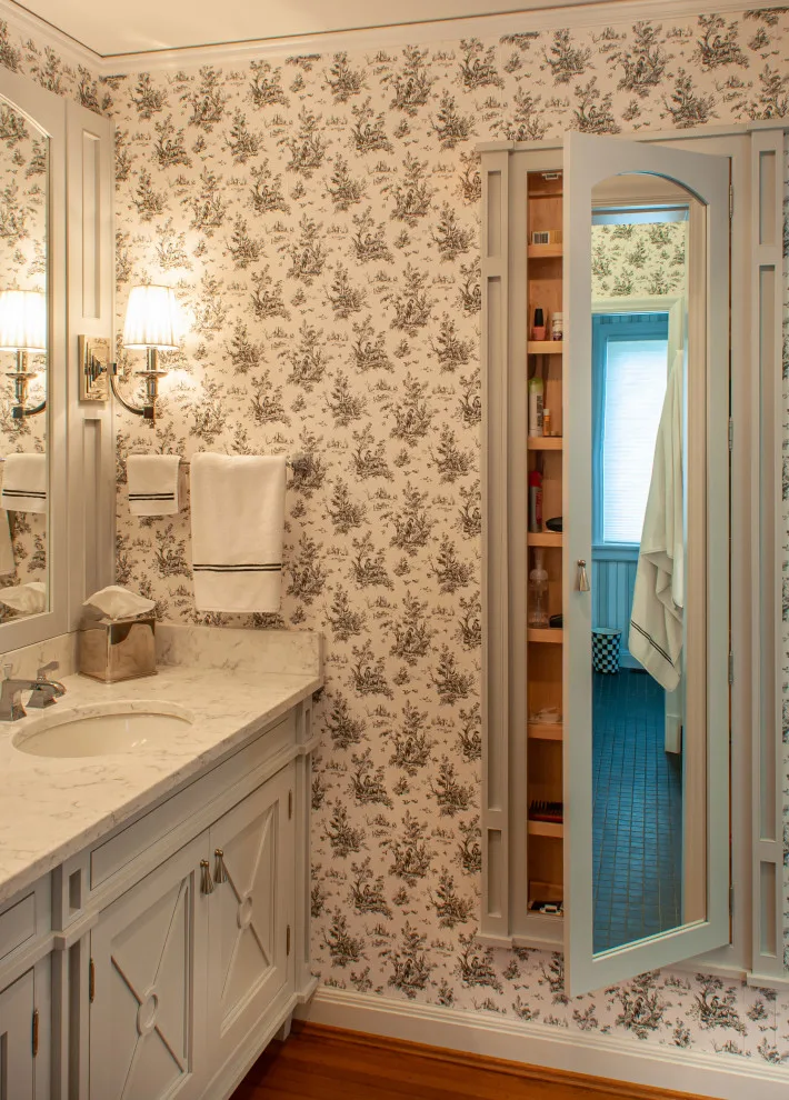 Tudor-inspired bathroom expansion by Gavin Design - Photo 5
