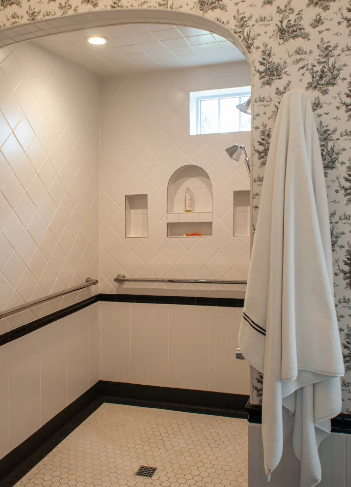 Tudor-inspired bathroom expansion by Gavin Design - Photo 2