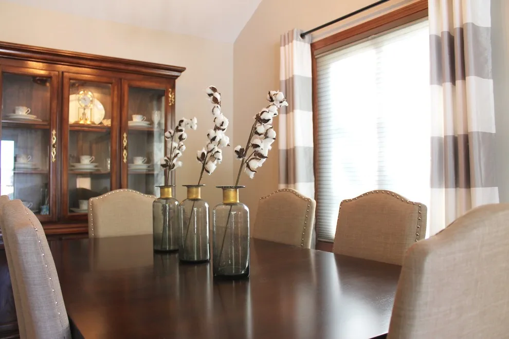 Revamp Mansion by C & T Design Company - Photo 23