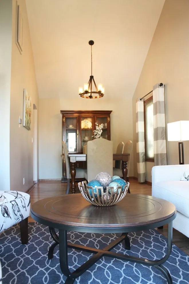 Revamp Mansion by C & T Design Company - Photo 30