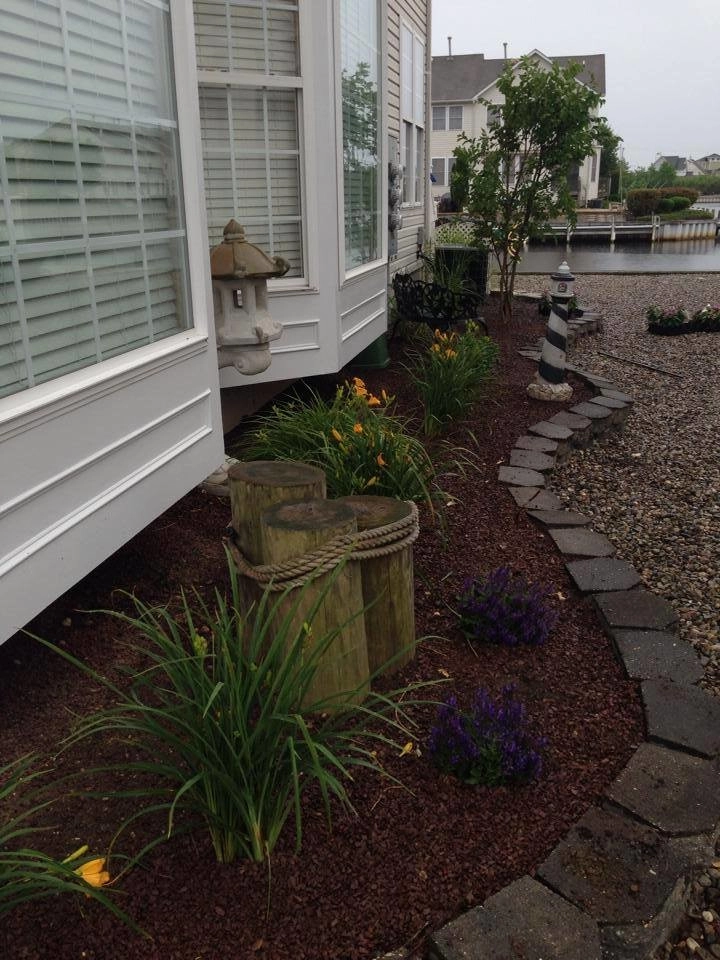 Landscape Design & Maintenance by Home Turf Yard & Home Maintenance Llc - Photo 3