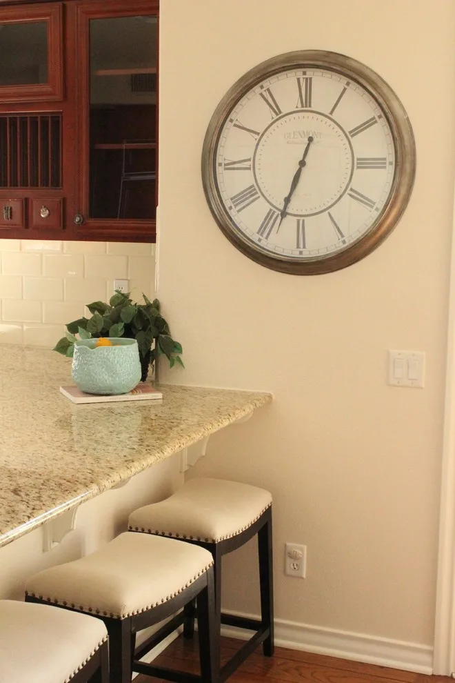 Aliso Viejo Staging by Avenue A Interiors - Photo 2