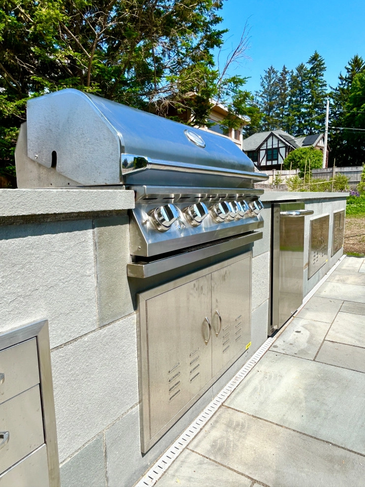 Outdoor Kitchen by HomeHarvest - Edible Landscapes And Construction - Photo 6