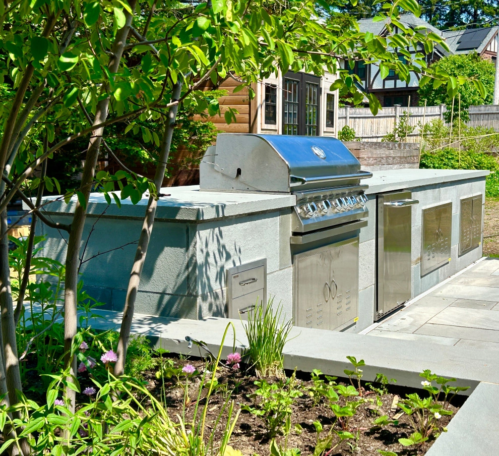 Outdoor Kitchen by HomeHarvest - Edible Landscapes And Construction - Photo 3