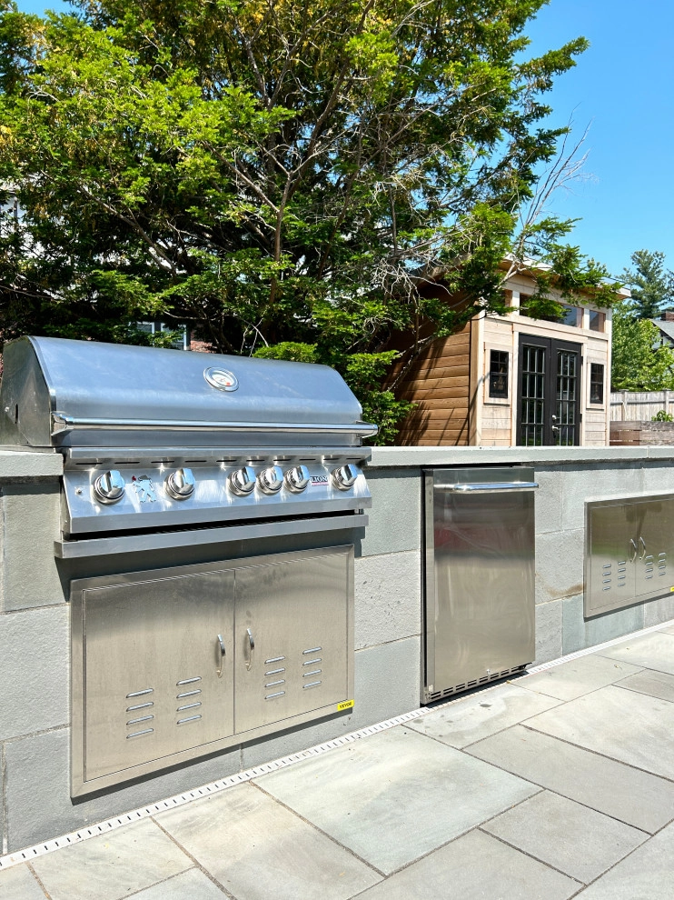 Outdoor Kitchen by HomeHarvest - Edible Landscapes And Construction - Photo 7